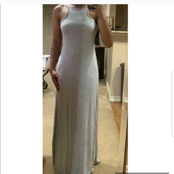 Dresses & Skirts - Maxi Dress